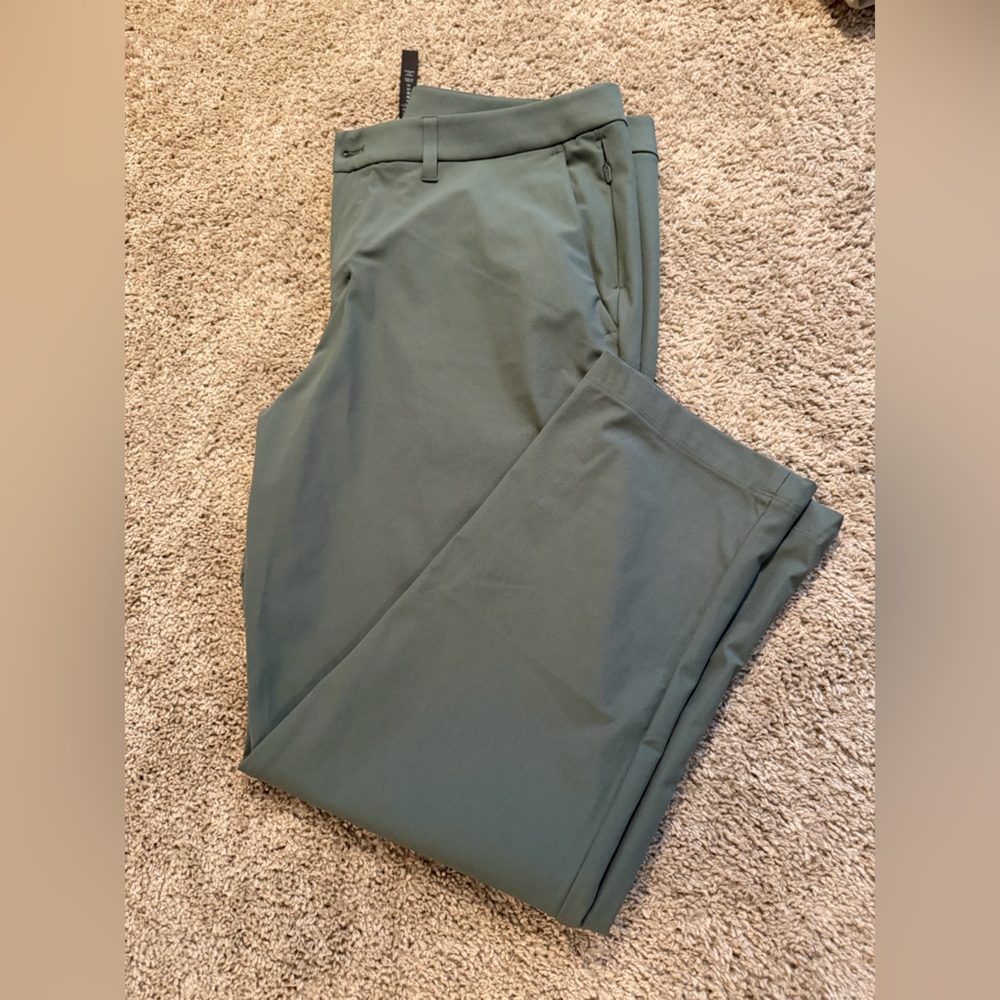 SALE💫Lululemon ABC classic fit trousers